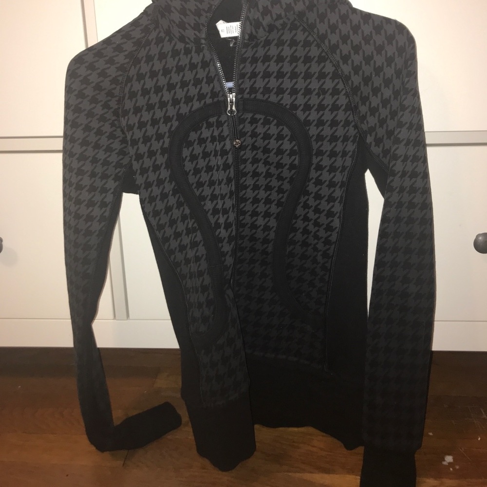 Lululemon zip up hoodie